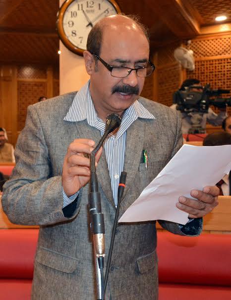 Will safeguard Articles 370 and 35A: Law Minister